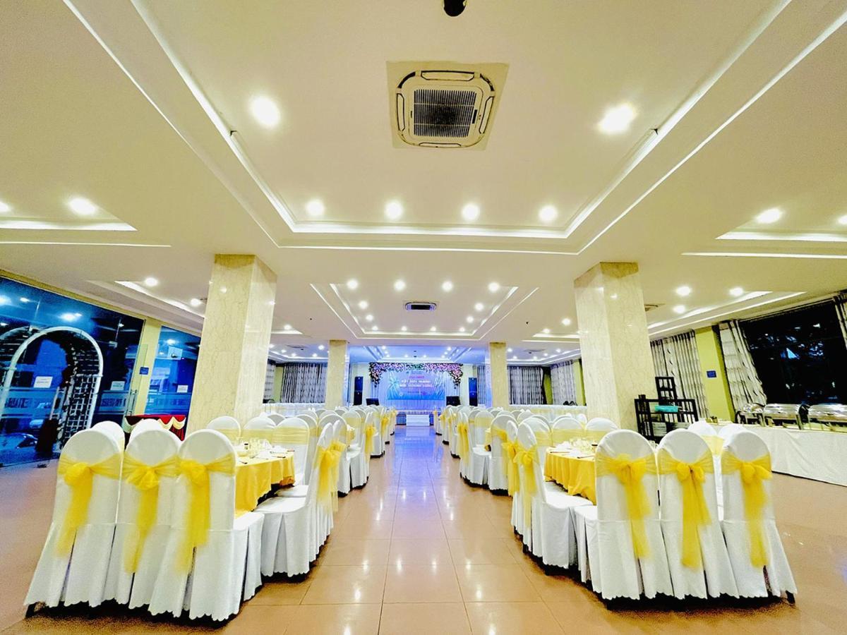 My Khe 2 Da Nang Seafront Hotel Exterior foto